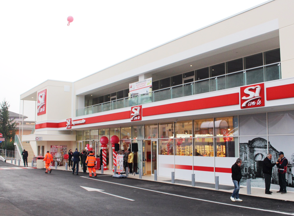 Apre un nuovo supermercato Si' con te a Castelfidardo