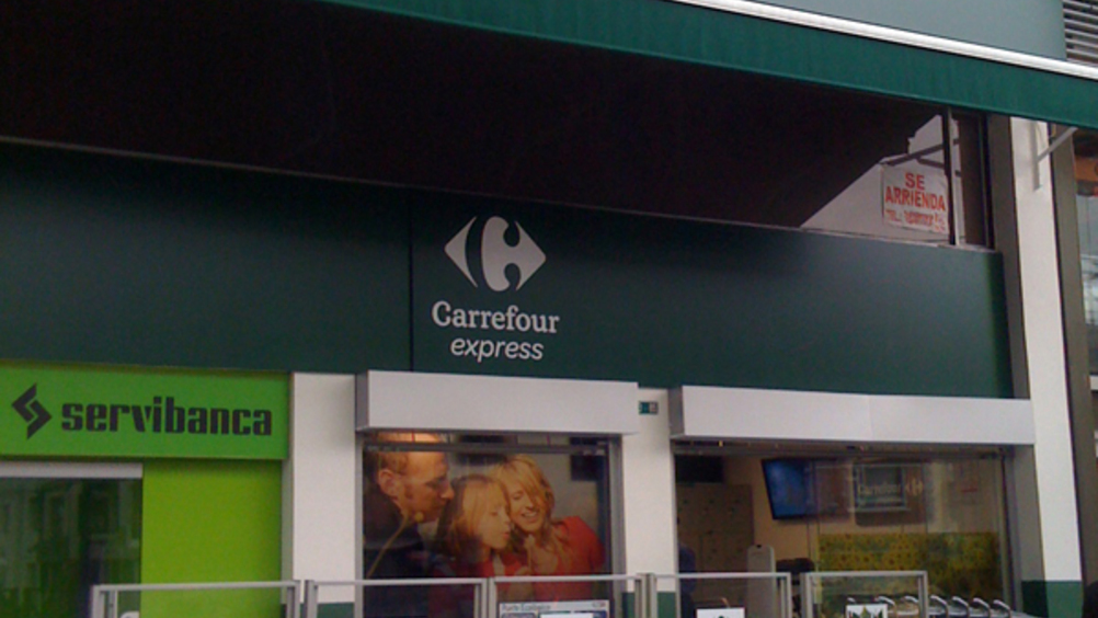 Carrefour interrompe la vendita del branzino selvaggio fino al 31 marzo