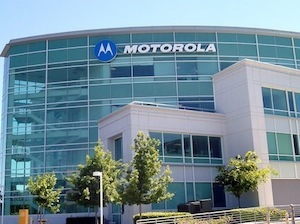 Motorola presenta i risultati della ricerca “Holiday Shopping”