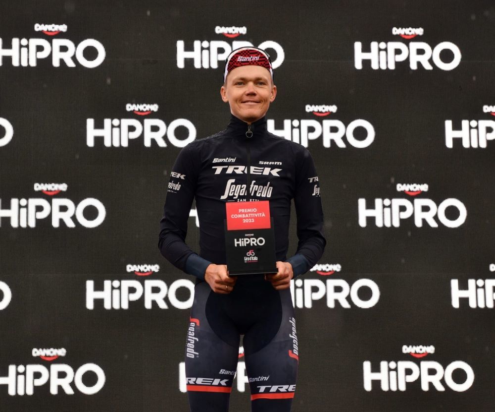 ​HiPro premia la tenacia nel Giro d’Italia con il Dorsale rosso del combattivo   