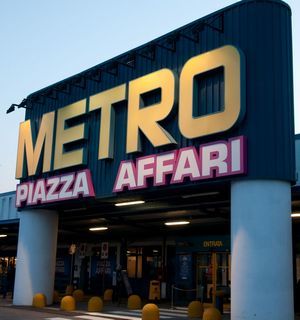 Metro in Piazza Affari
