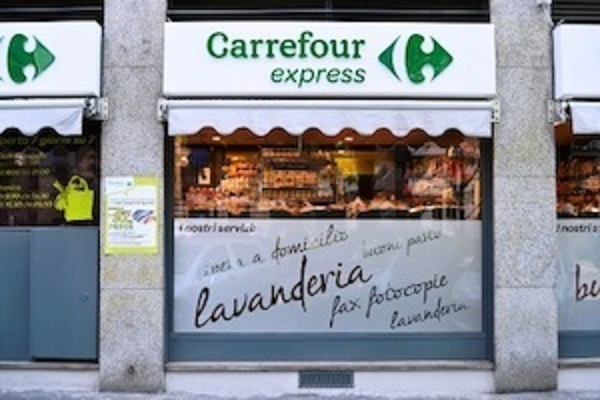 Carrefour Italia, al via una colletta alimentare a Milano 