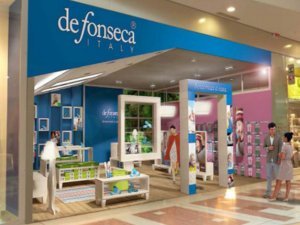 De Fonseca compie un altro passo nei monomarca