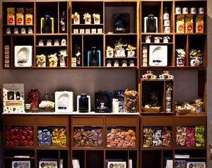 Aperto a Forlì il primo coffee store “100% Mokador”