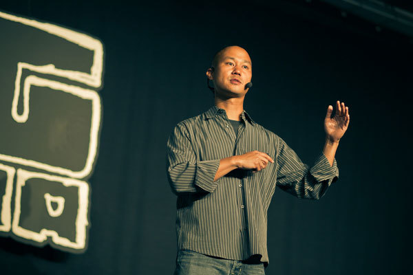 Distribuzione E-commerce: Tony Hsieh e l’esperimento Holacracy in Zappos