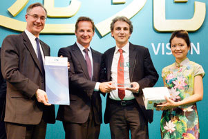 Il gruppo Pedon riceve il Cathay Pacific Business Award 