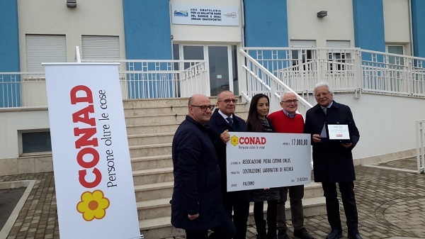 Conad dona 17 mila euro all’Associazione Piera Cutino