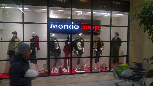 Mondo Shop debutta nel cc Auchan di Modugno (BA)