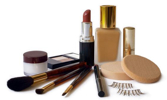 Settore cosmetico: l’export sostiene il fatturato globale 