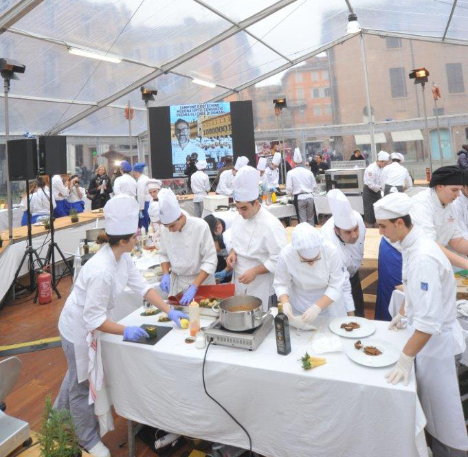 Torna il concorso nazionale di cucina Zampone Modena