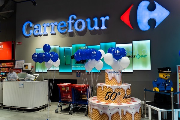Carrefour rilancia gli ipermercati con il progetto Maxi 