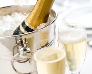 Champagne: nel 2013 spedite nel mondo 304 milioni di bottiglie