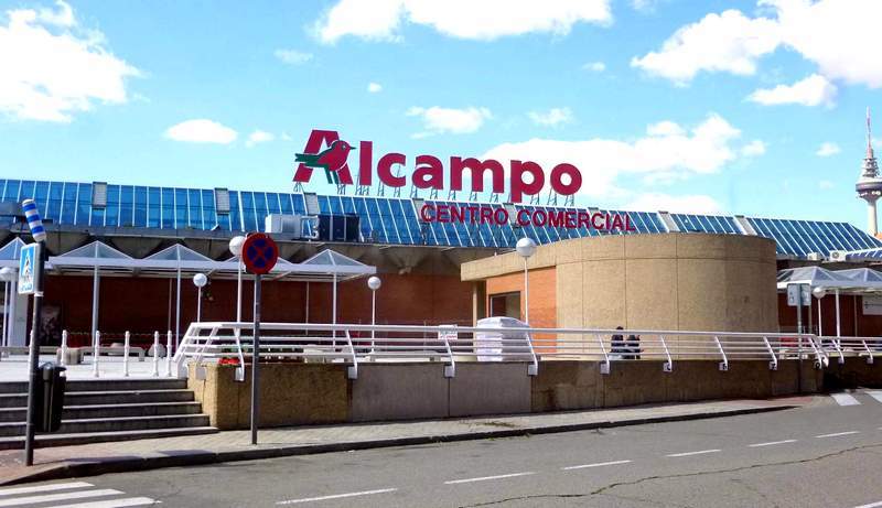 Auchan raddoppia in Spagna. Acquisiti 235 supermercati per 180 mila mq