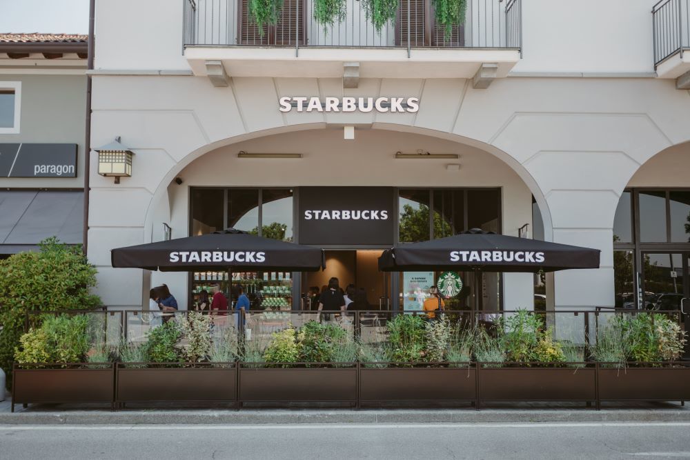 Starbucks apre al Franciacorta Village nel bresciano