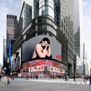 Apre oggi a Manhattan il più grande H&M al mondo