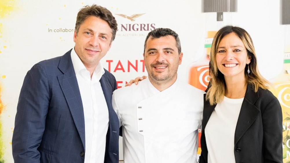 Luca de Nigris, AD Gruppo De Nigris, lo chef Paolo Marinucci, Barbara Cavicchia, Marketing Food&Beverage Director Unilever