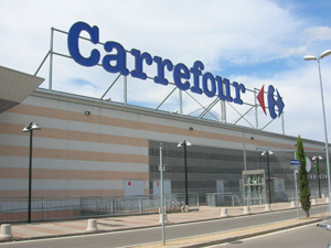 Carrefour taglia l'Iva sulla spesa di anziani e famiglie numerose 