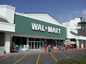 Walmart investe nella gdo del Salvador