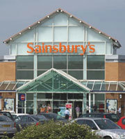 Sainsbury's duplica i profitti