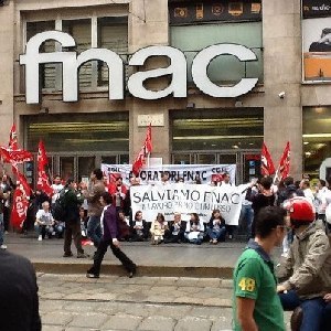 Fnac: oggi si decide il destino dei seicento lavoratori italiani
