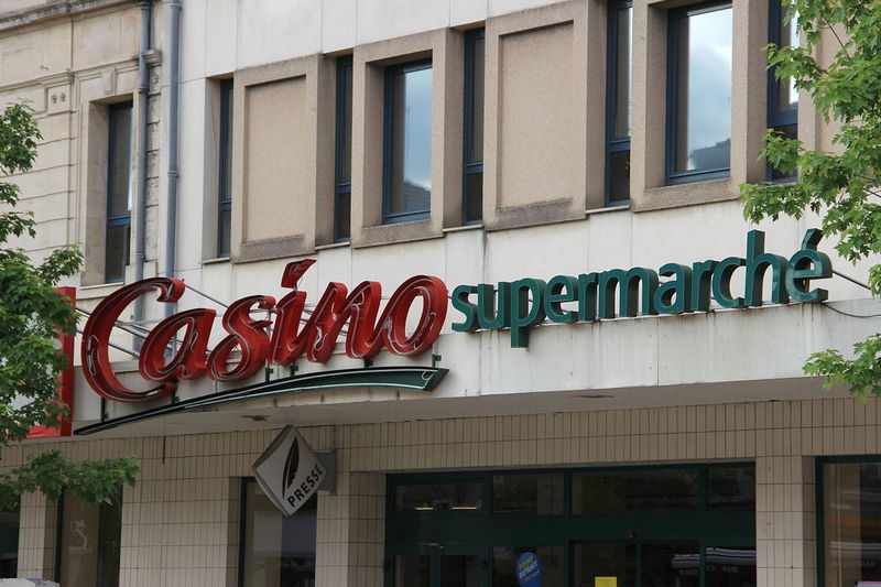 Casino potrebbe fondersi con Auchan