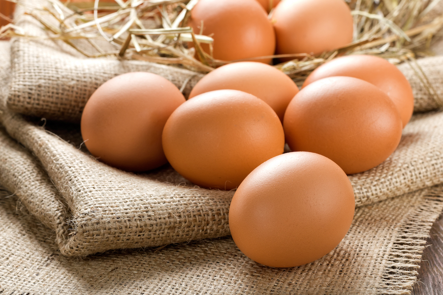 Morrisons ottiene la certificazione carbon neutral per la linea di uova