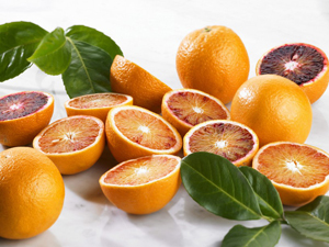 Oranfrizer porta in Spagna le arance rosse di Sicilia Igp