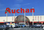 Auchan inaugura due nuovi distributori