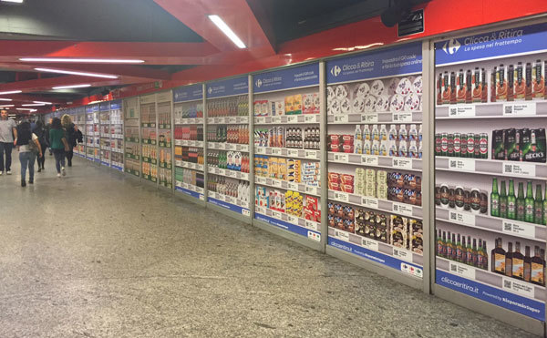 Carrefour lancia il servizio “Clicca e ritira” nella metropolitana milanese