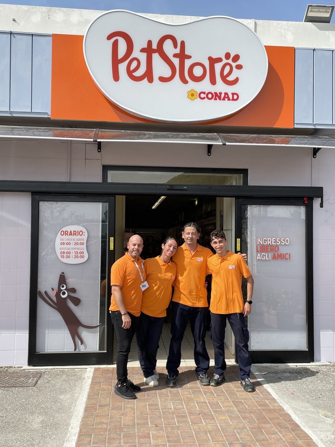 Inaugura a San Giuliano Terme (PI) il primo PetStore Conad 