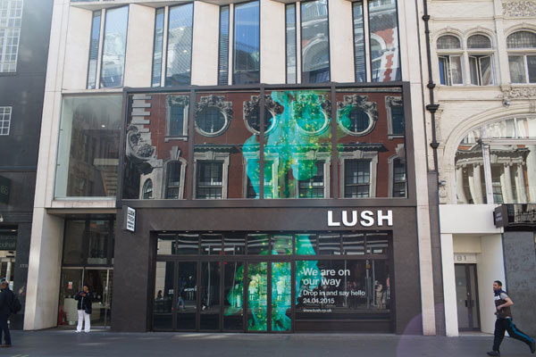 Lush apre a Londra uno store da record