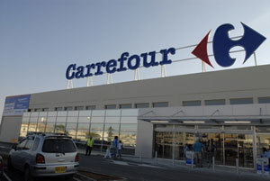 Auchan e Carrefour iniziano una battaglia dei prezzi contro Leclerc